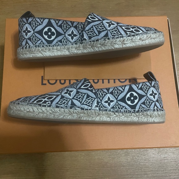Black & White Louis Vuitton Espadrille - Picture 5 of 7
